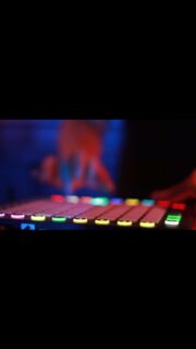 Meant to Be live @molesbath with @neonfieldsband. Huge shout out to @mwportraitphotographer for filming the gig!